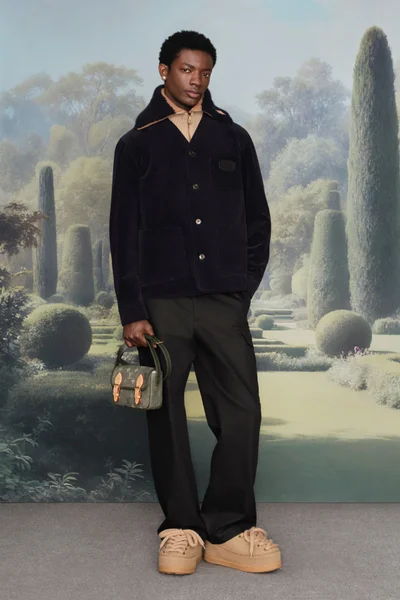 Look 17
